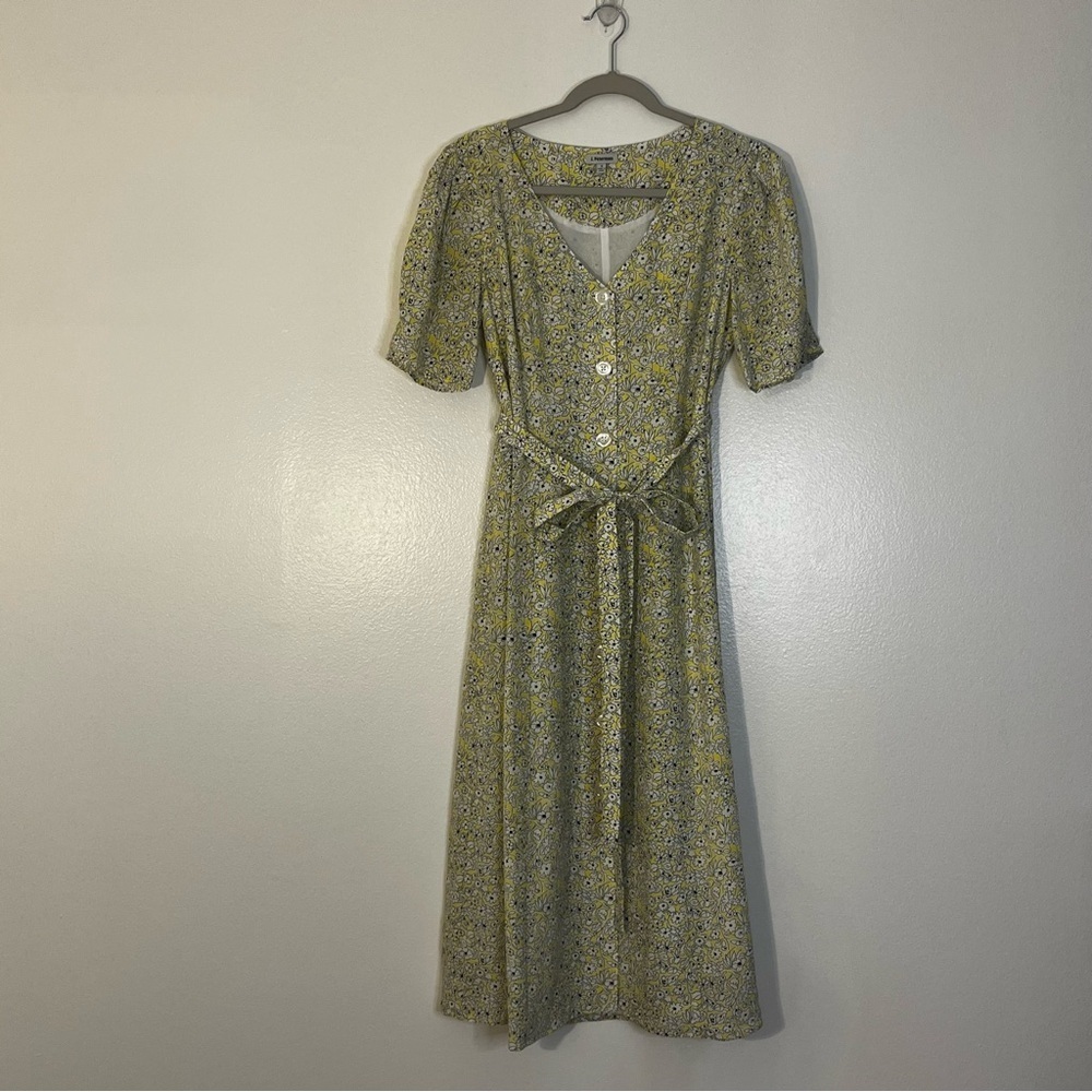 New Ditsy floral yellow Silk midi dress J Peterman Womens size S button down